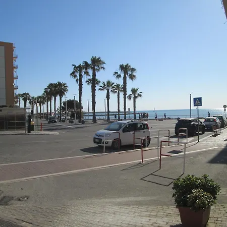 Le Casette Del Mare Guest house 3*